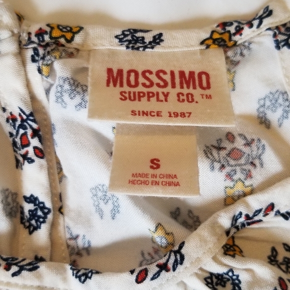 Mossimo Patterned Top - Picture 2 of 4